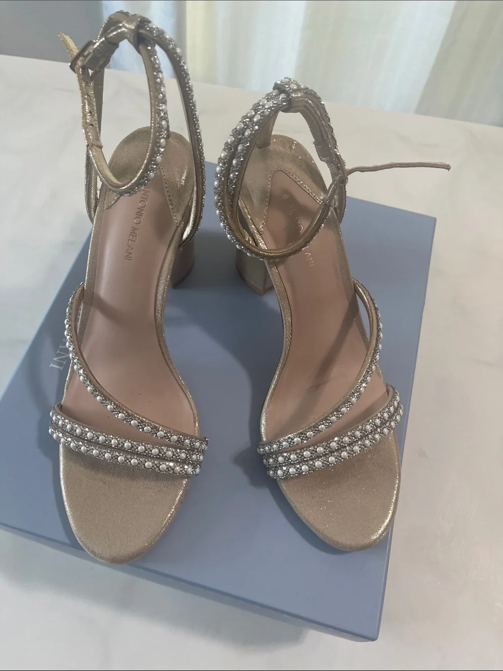 ANTONIO MELANI glittering gold